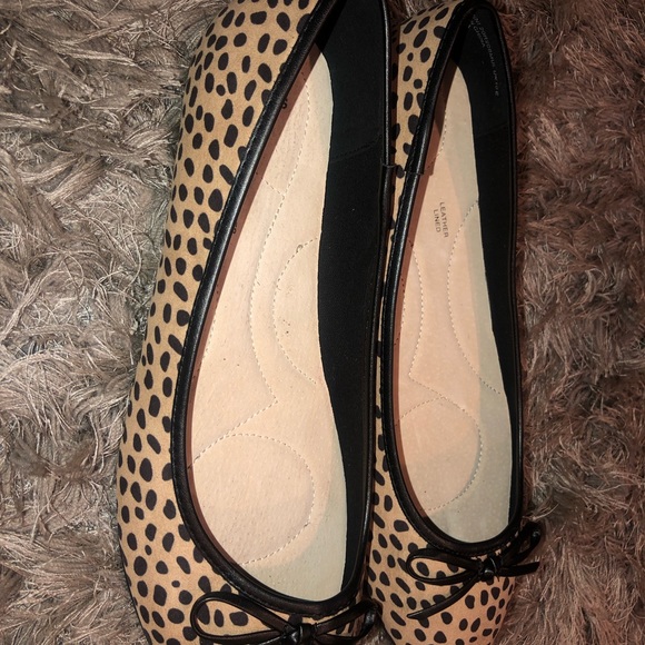 Leopard print flats - Picture 2 of 4